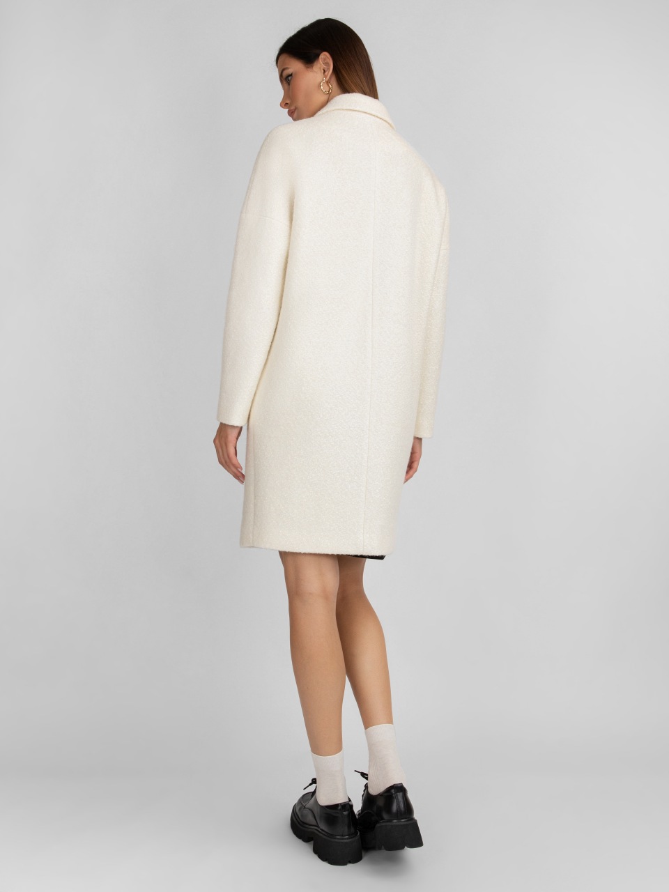 Пальто женское ElectraStyle 4-8023-225 белое 42 RU