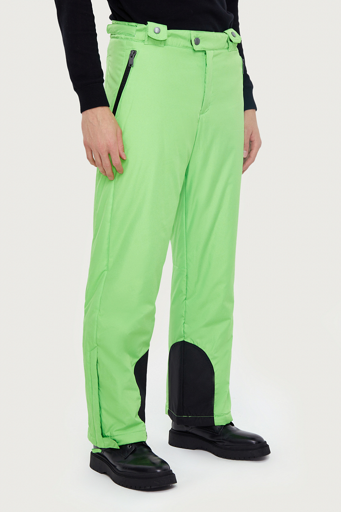 Спортивные брюки мужские Finn Flare W20-42016 зеленые 50 RU