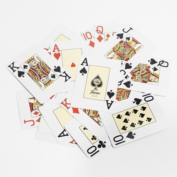 Производитель карт. Карты Fournier 818. Карты jubmo. Карты Fournier 40 Monkey back. Как играть в карты в Льва