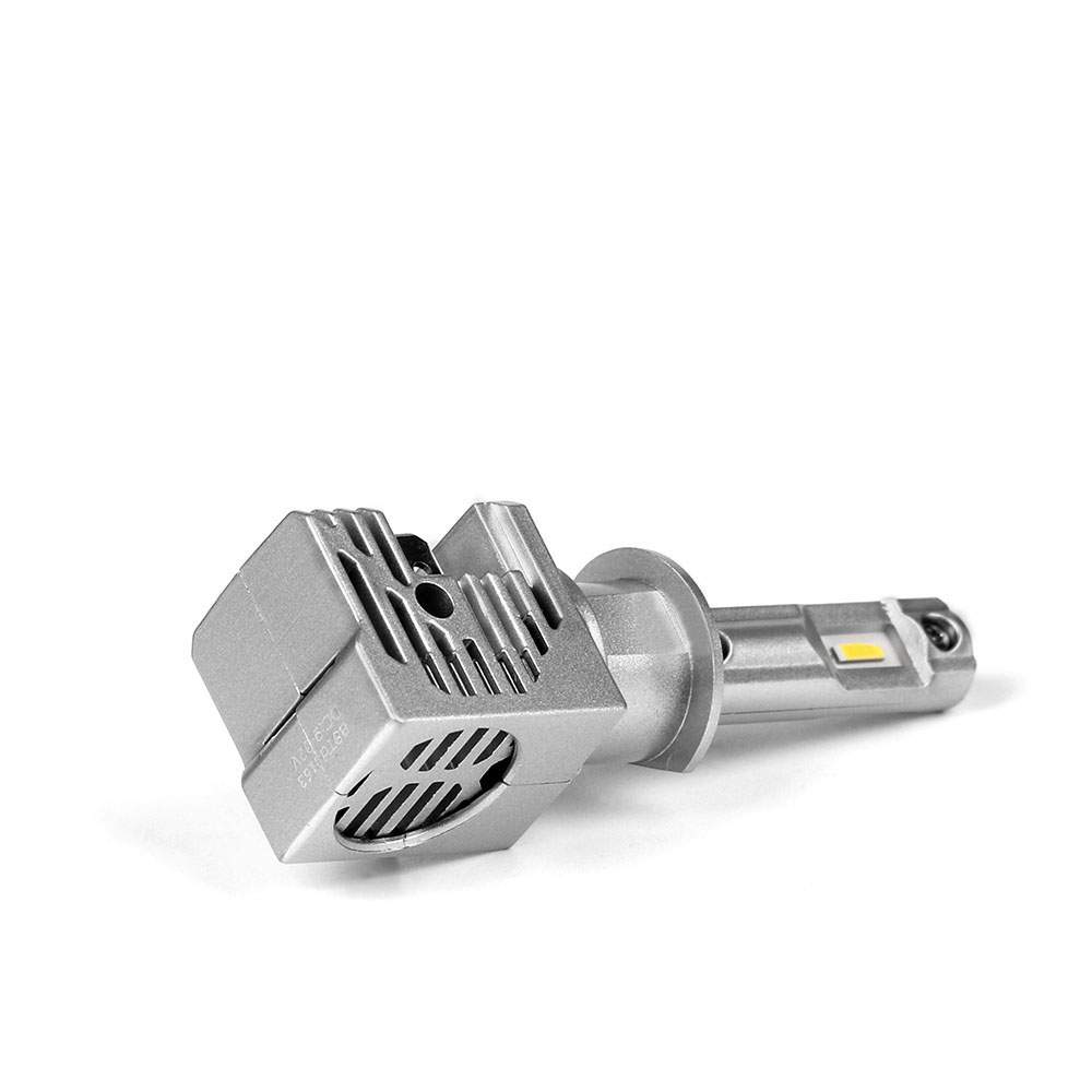 Светодиодные лампы Vizant M4 цоколь H1 с чипом CREE Tech 4500lm 5000k (цена за 2 лампы)