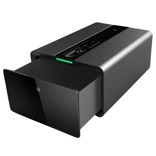 Yalangoch xotinning dosti surati