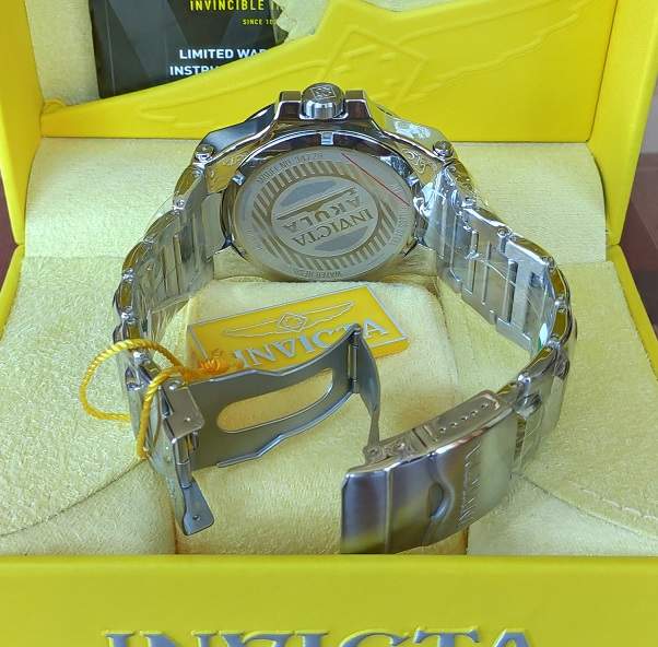 Invicta 2024 akula watch