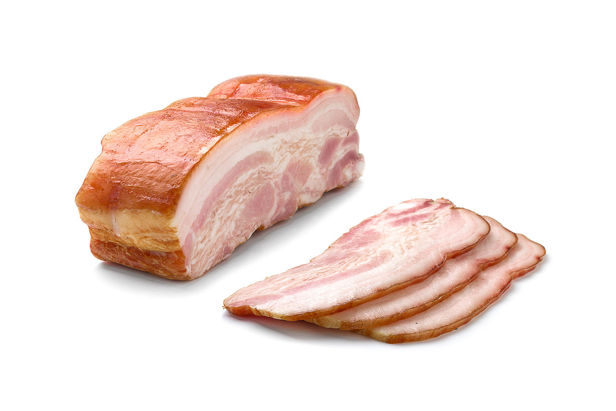 Грудинка из свинины категории Б варено-копченая -1 кг