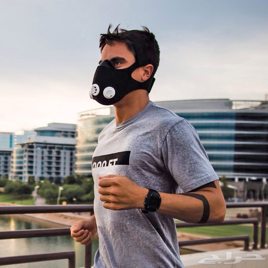 Тренинг маск 3. Беговая маска. Зачем тренировочные маски для бега. Маска фантом атлетикс. Тренировочная маска elevation training mask 2.