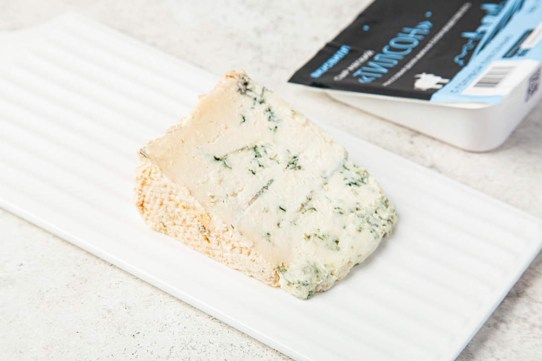 Bridel Blue Cheese с голубой плесенью. Сыр тамплиер с голубой плесенью. Сыр с голубой плесенью blue cheese