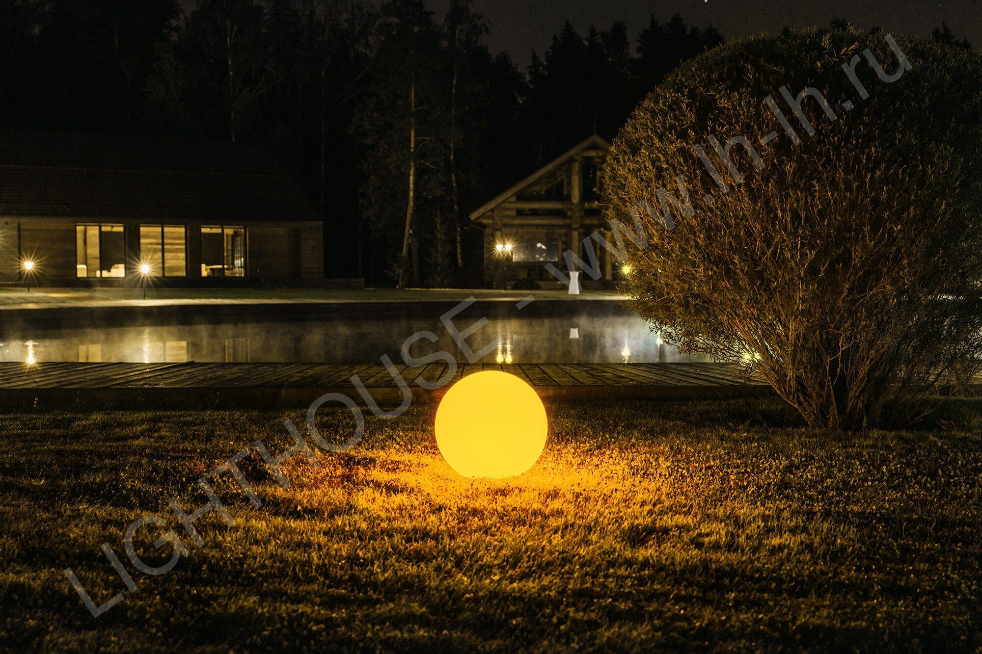 Уличный шар-светильник Moonlight 40 см 220V RGB