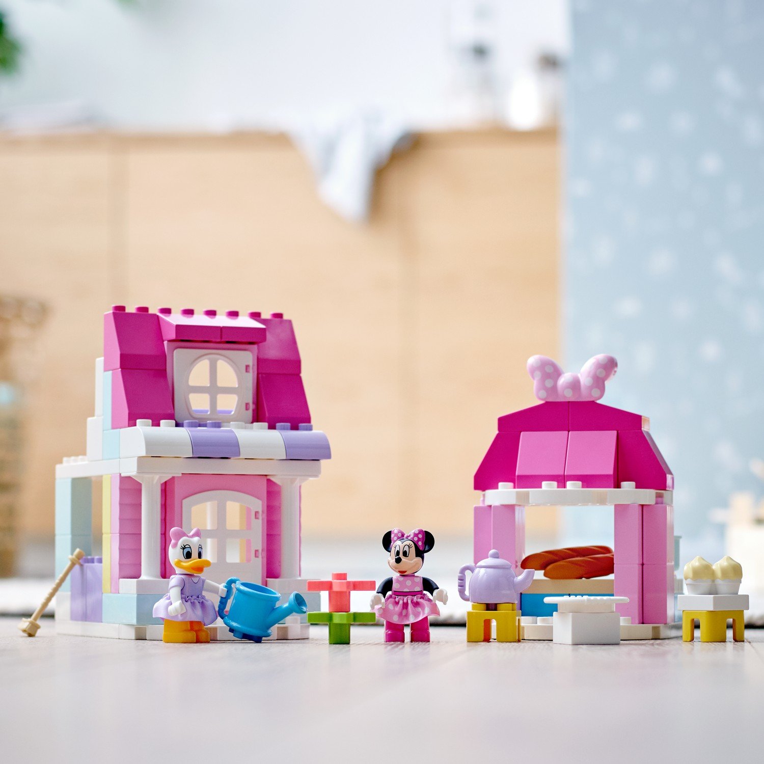 Отзывы о конструктор LEGO DUPLO Disney 10942 Дом и кафе Минни - отзывы  покупателей на Мегамаркет | конструкторы LEGO 10942 - 100028627844