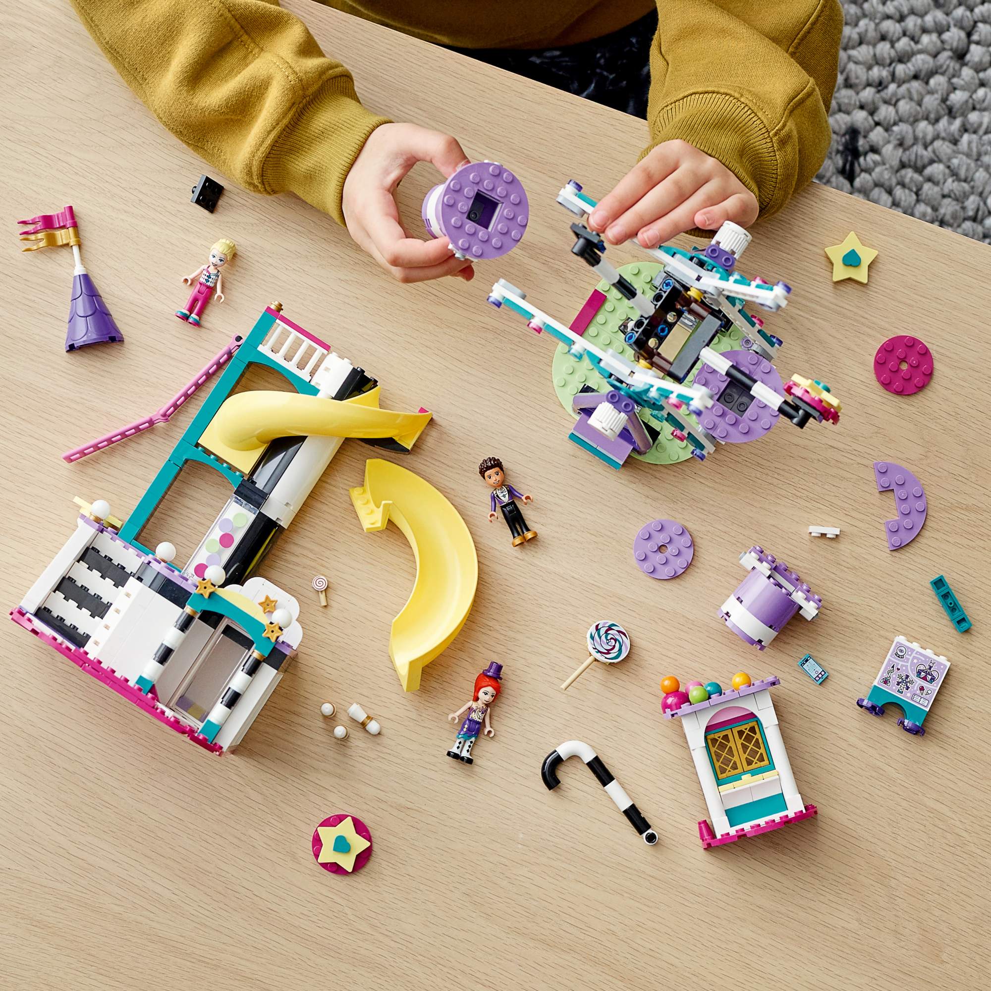 Купить конструктор LEGO Friends 41689 Волшебное колесо обозрения и горка,  цены на Мегамаркет | Артикул: 100028627917