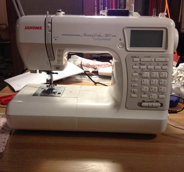 Купить Швейную Janome 5200