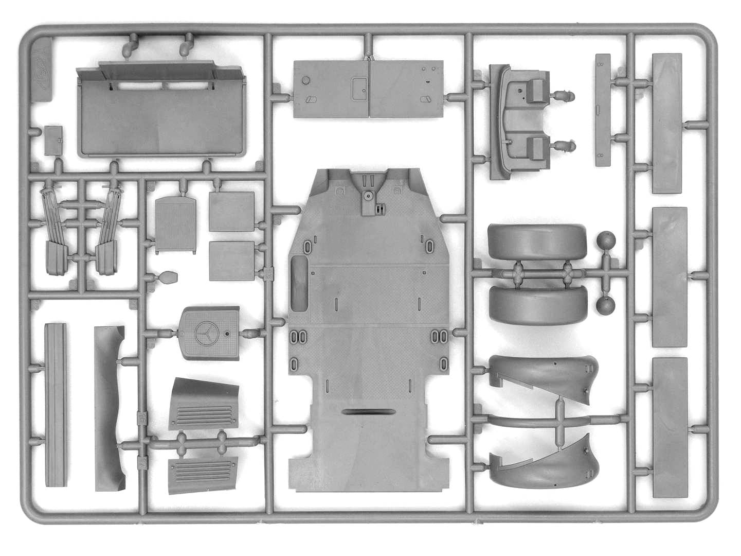 Купить сборная модель ICM1/35 Внедорожные автомобили Верхмата Kfz1 Horch 108  Typ 40 L1500A DS3503, цены на Мегамаркет | Артикул: 600004503629