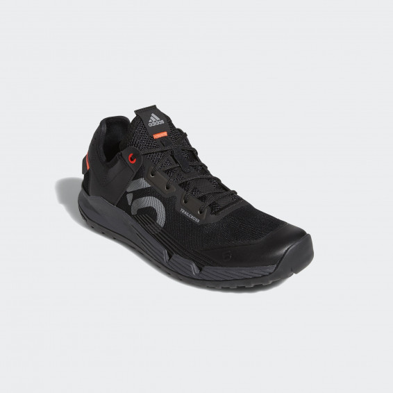 Кроссовки мужские Adidas 5.10 Trailcross Lt черные 9 UK