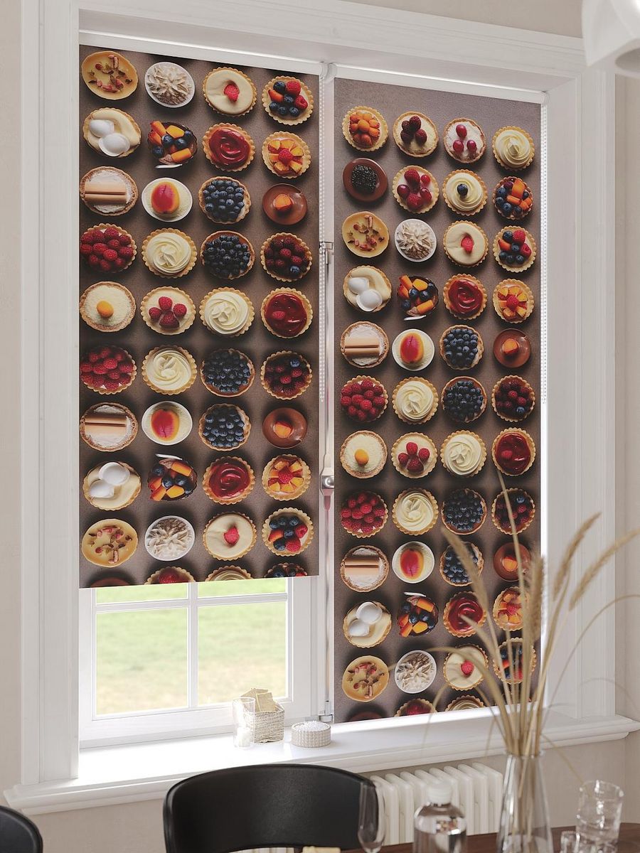 Сравнение прозрачных и затемняющих рулонных штор