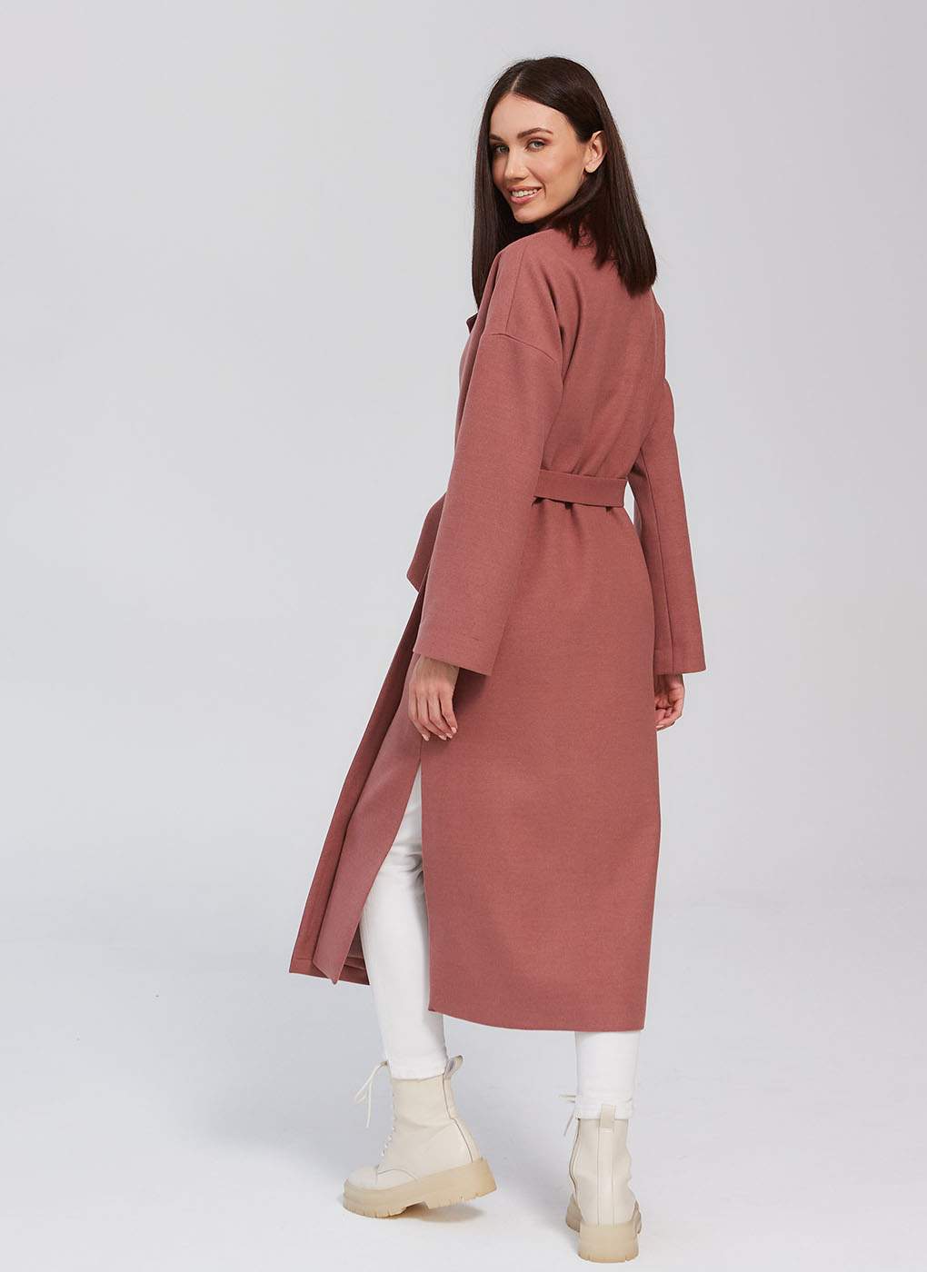 Пальто женское Giulia Rosetti 56207 розовое 46 RU