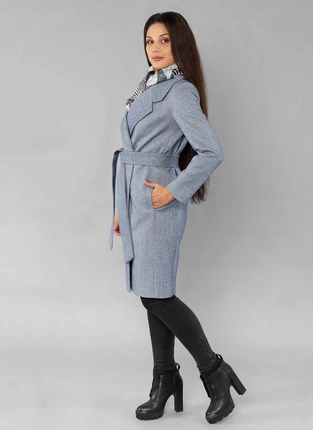 Пальто женское Sezalto 55023 синее 46 RU