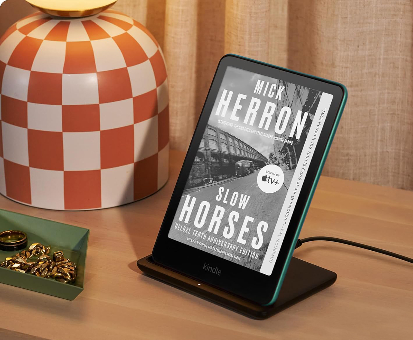 Электронная книга Amazon Kindle PaperWhite 12 2024 32Gb SE Green