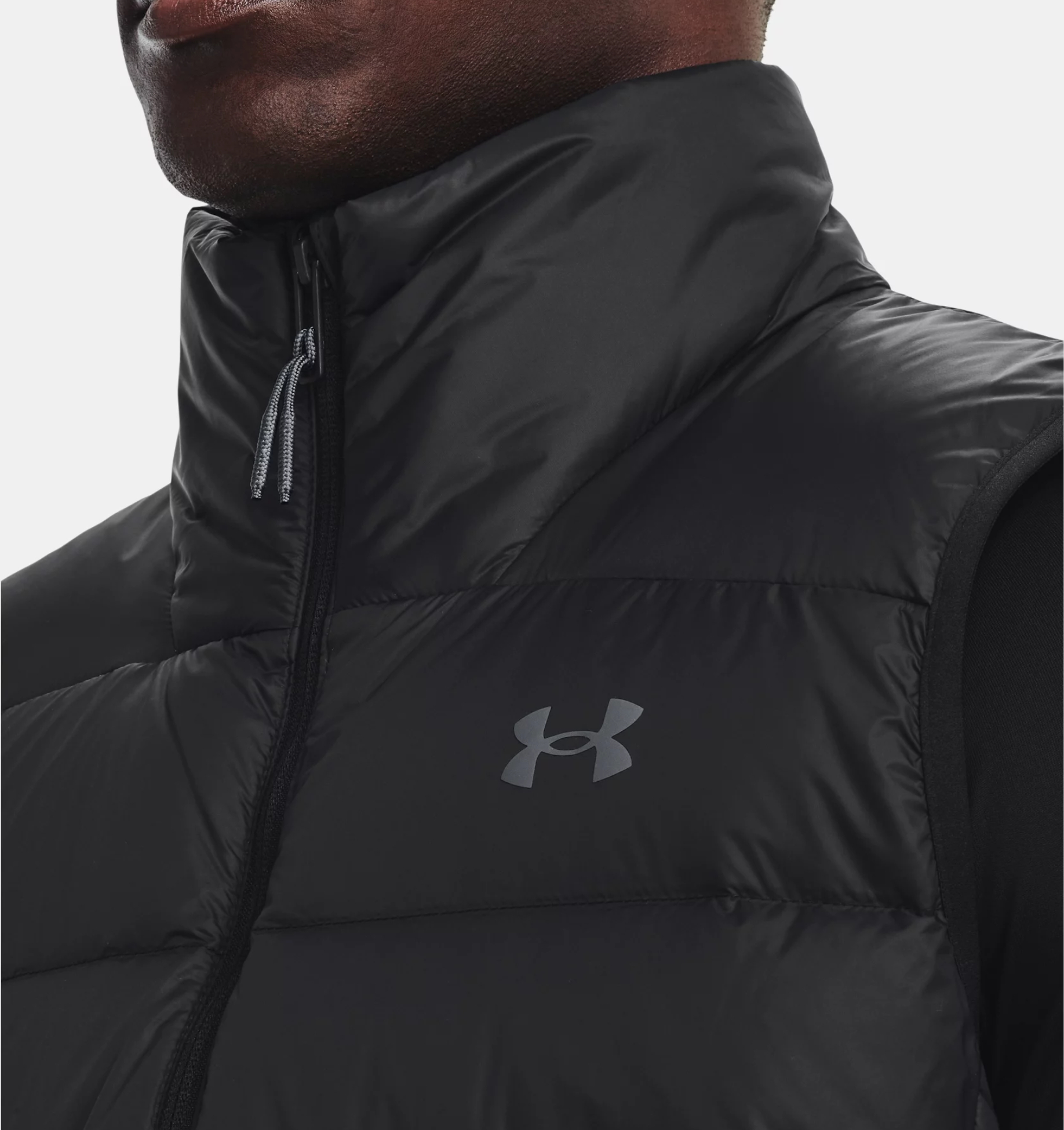 Жилет under armour