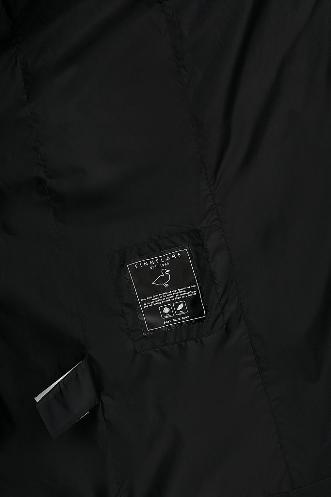 Утепленное пальто женское Finn Flare FWB110121 черное XS/S