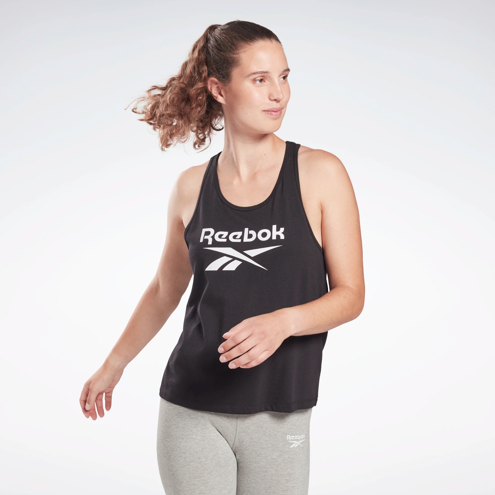 Майка женская Reebok HB2266 черная L