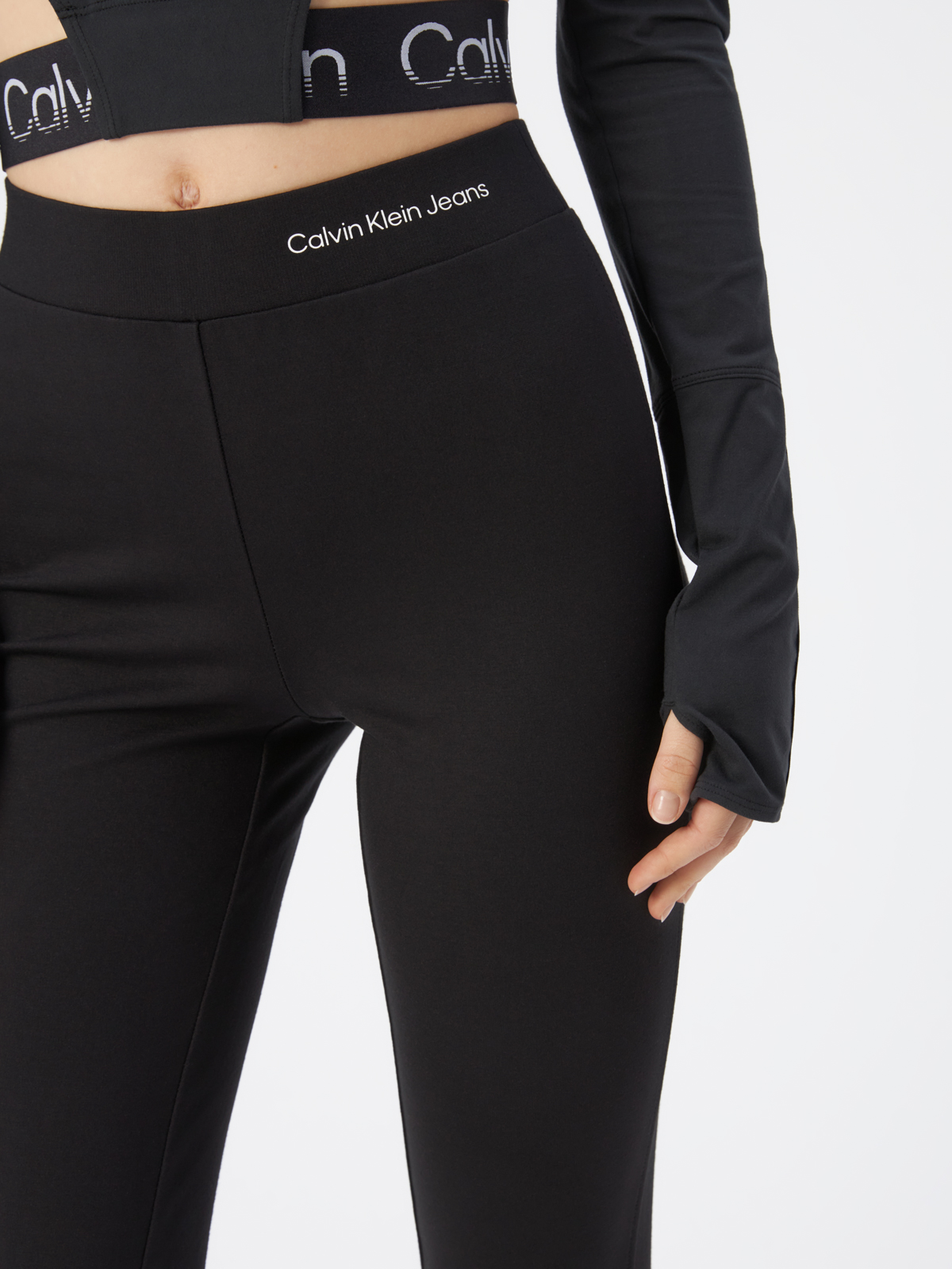 Леггинсы женские Calvin Klein Jeans J20J219746BEH черные, размер S