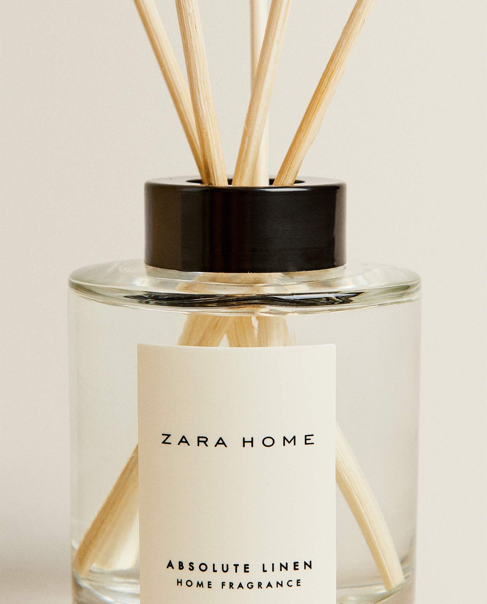 Аромадиффузор Zara Home Absolute Linen 200мл – купить в Москве, цены в  интернет-магазинах на Мегамаркет