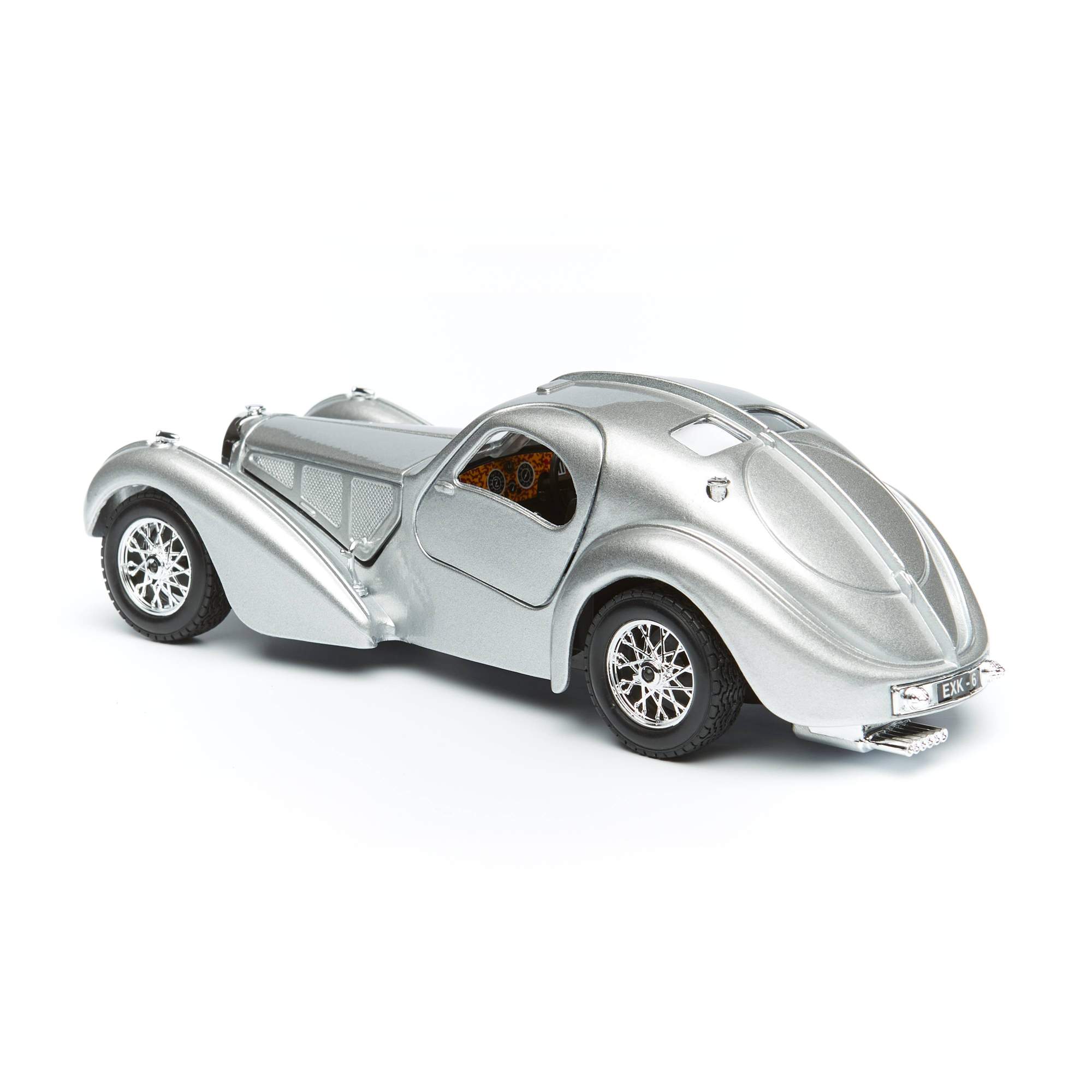 Купить коллекционная машина Bburago BUGATTI ATLANTIC 1936 SILVER серебристый,  1:24, цены на Мегамаркет