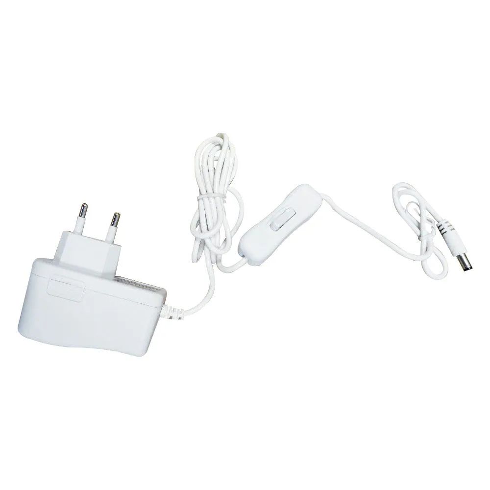 Блок питания с напряжением 12В с вилкой и коннектором 2,5х5,5мм для ...