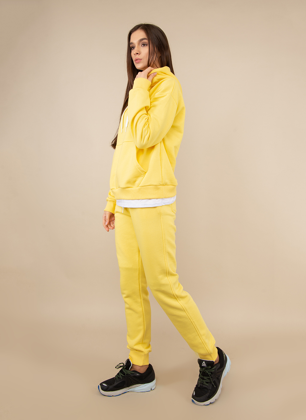 Спортивные брюки женские Каляев 1622244 желтые 42-44 RU