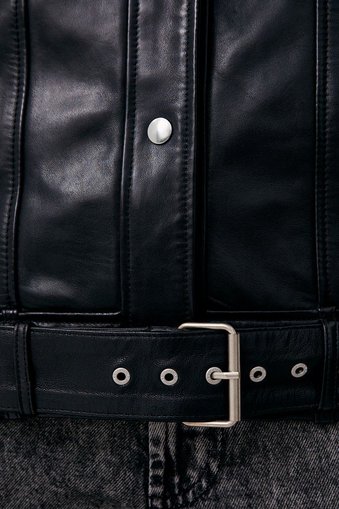 Кожаная куртка женская Finn Flare FAB11801 черная XL
