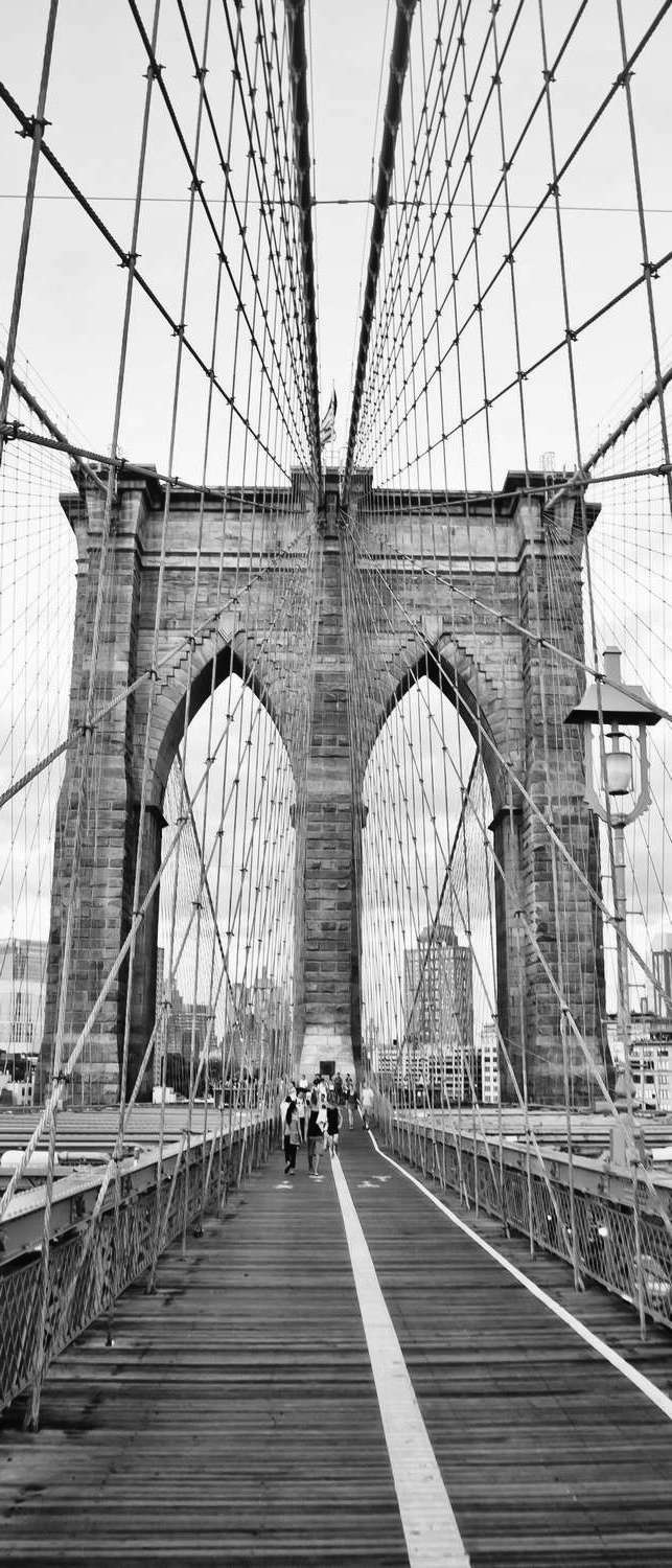 Самоклеющиеся фотообои "Бруклинский мост, Нью Йорк", 90x210 см, эффект черно-белый