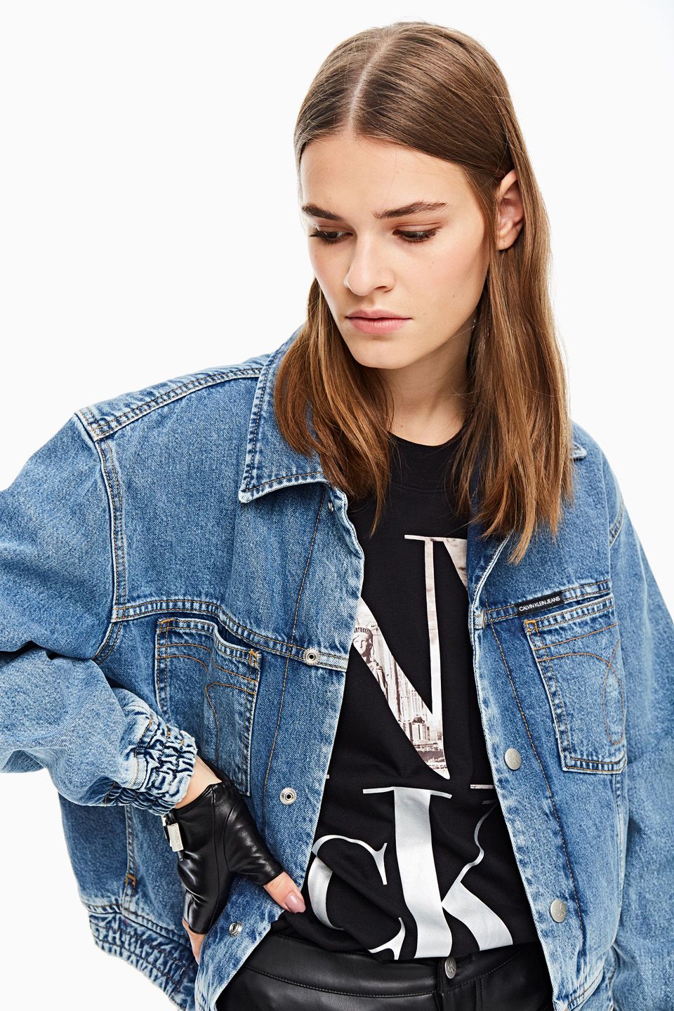 

Джинсовая куртка женская Calvin Klein Jeans J20J214424.1A40 синяя S INT, Синий, J20J214424.1A40