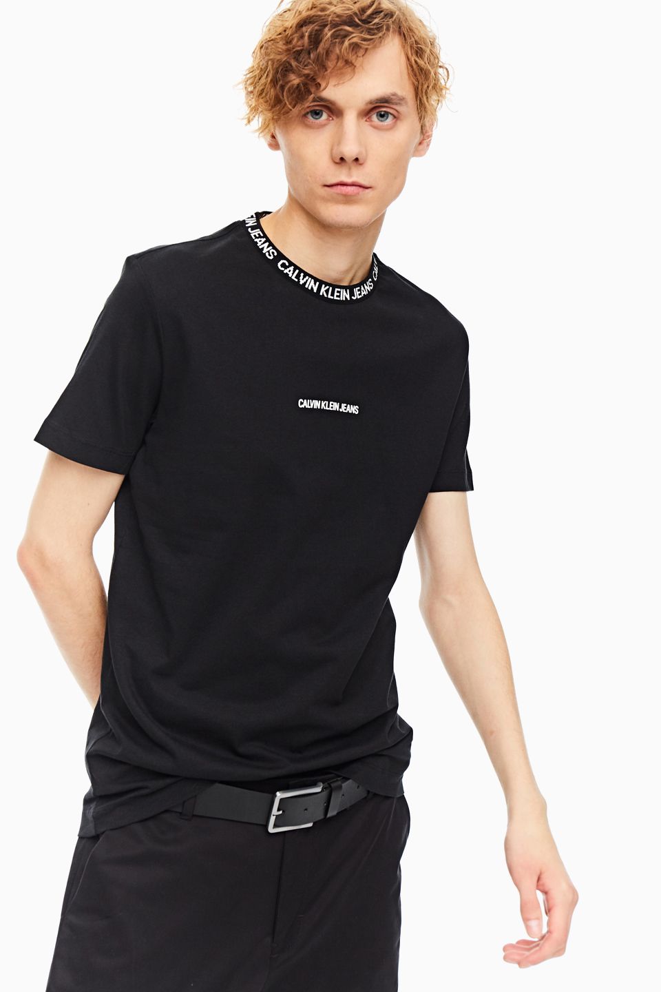 

Футболка мужская Calvin Klein Jeans J30J316053.BAE0 черная S, Черный, J30J316053.BAE0