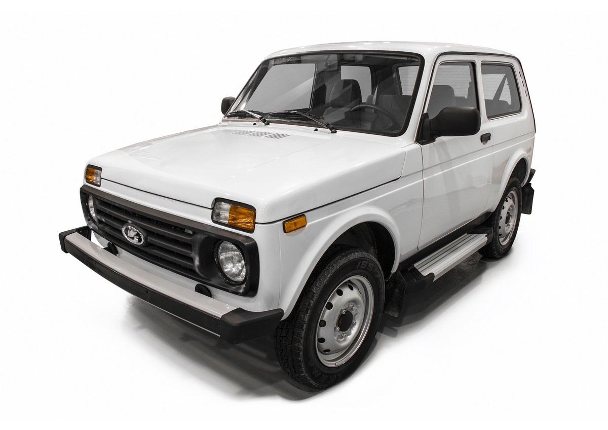 фото Пороги на автомобиль "silver" rival ваз 2121 (4x4) 3-дв. (вкл. urban) 1977-, f128al.6004.1
