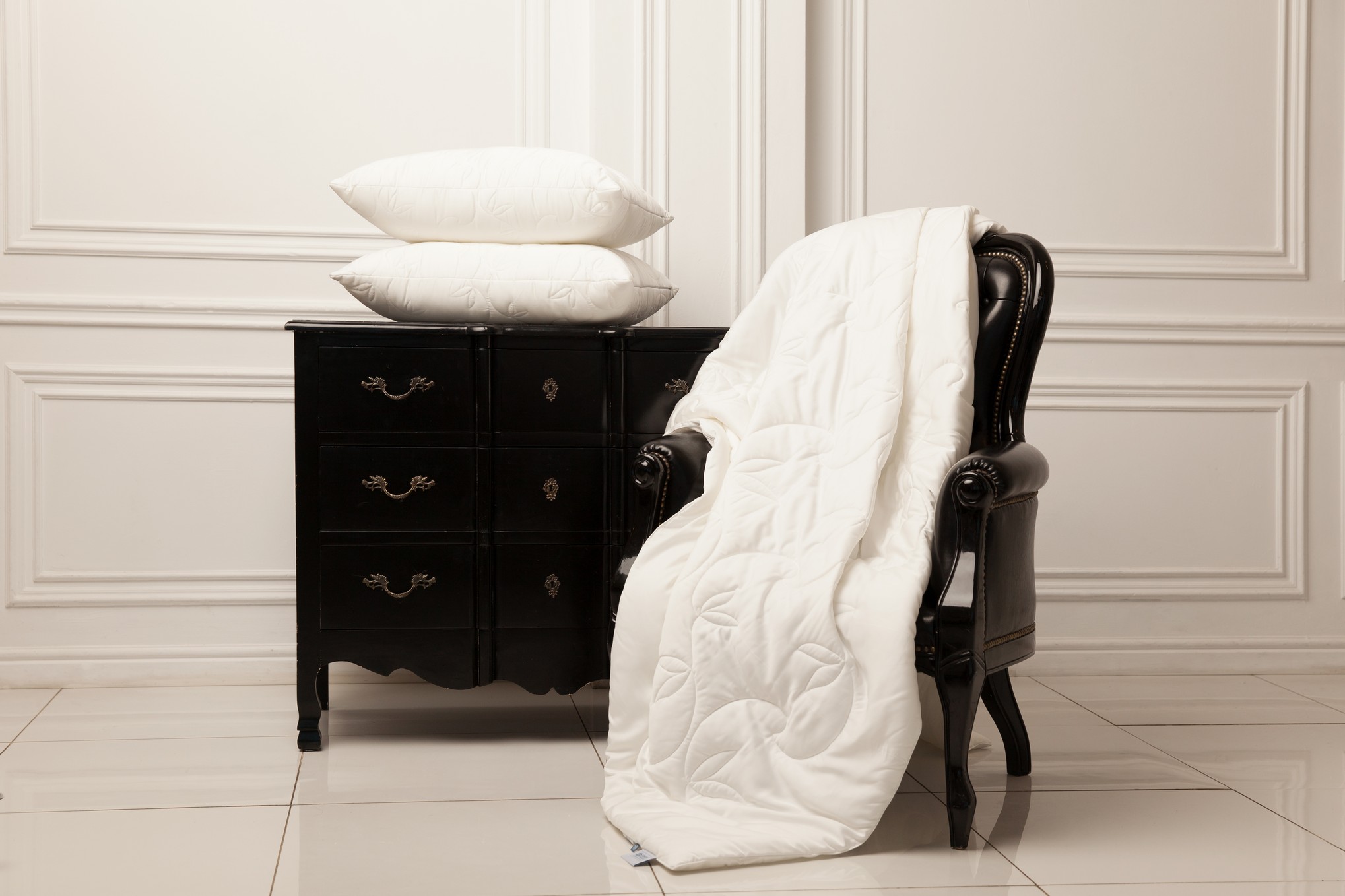 

German Grass Одеяло Evette Лёгкое (155х200 см), FB-7531 Одеяло SILK FAMILIE BIO легкое 155х200