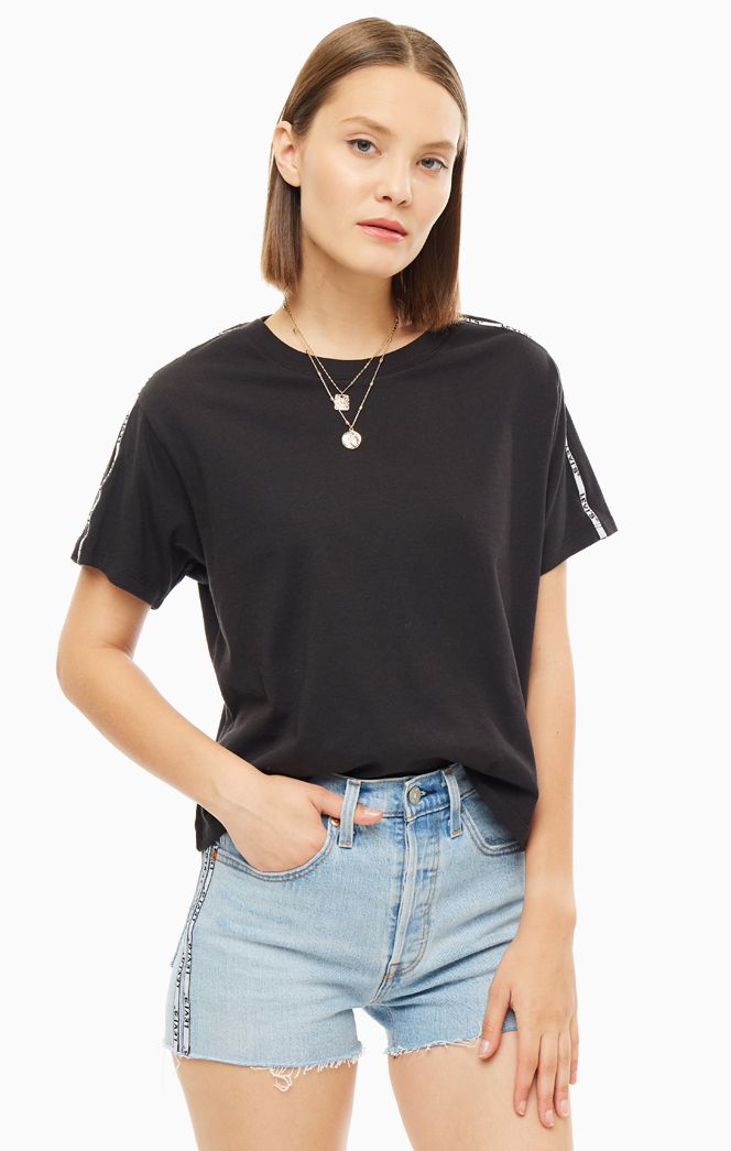 

Футболка женская Levi's 6897900070 черная S, Черный, 6897900070