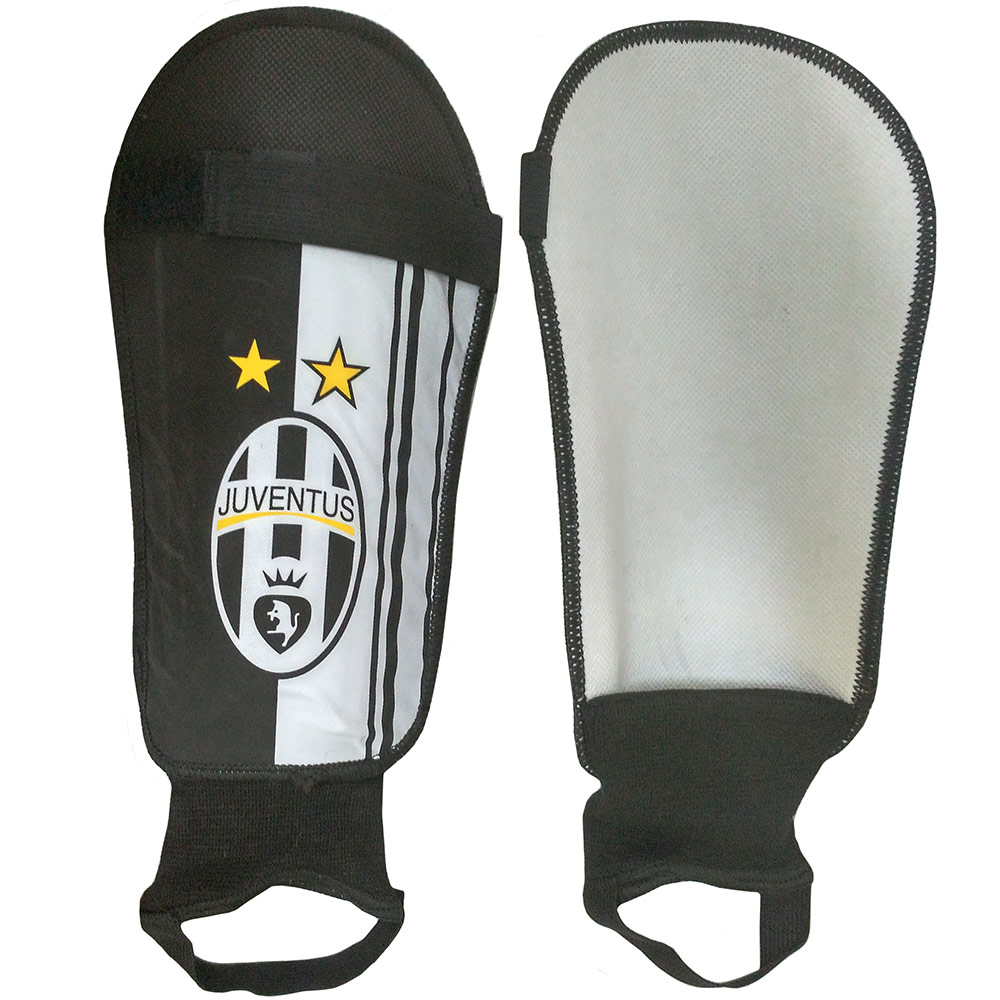 

C28828-8 Щитки футбольные с защитой голеностопа (Juventus)