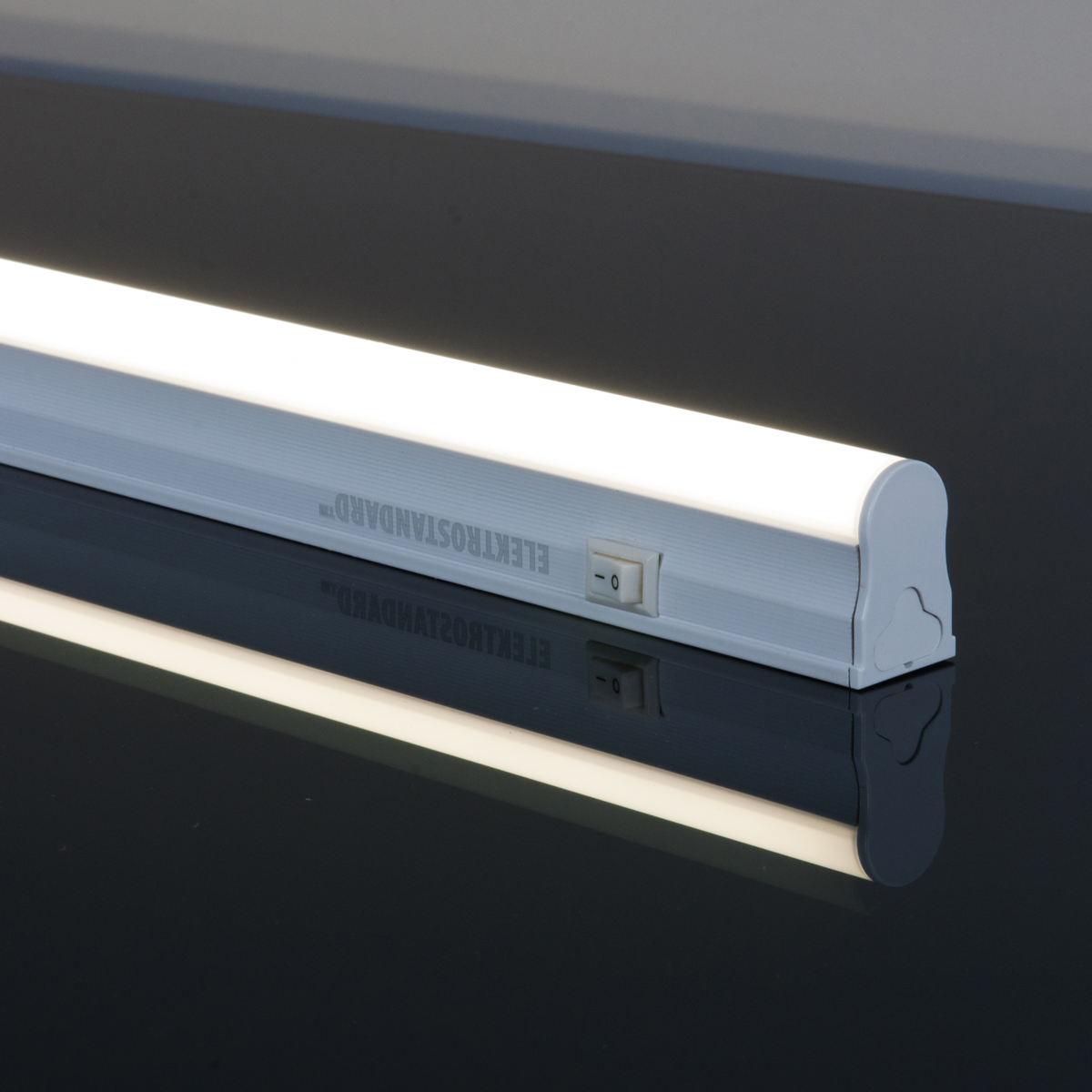 

Встраиваемый светильник Elektrostandard Led Stick 60см 48led 9W 4200K