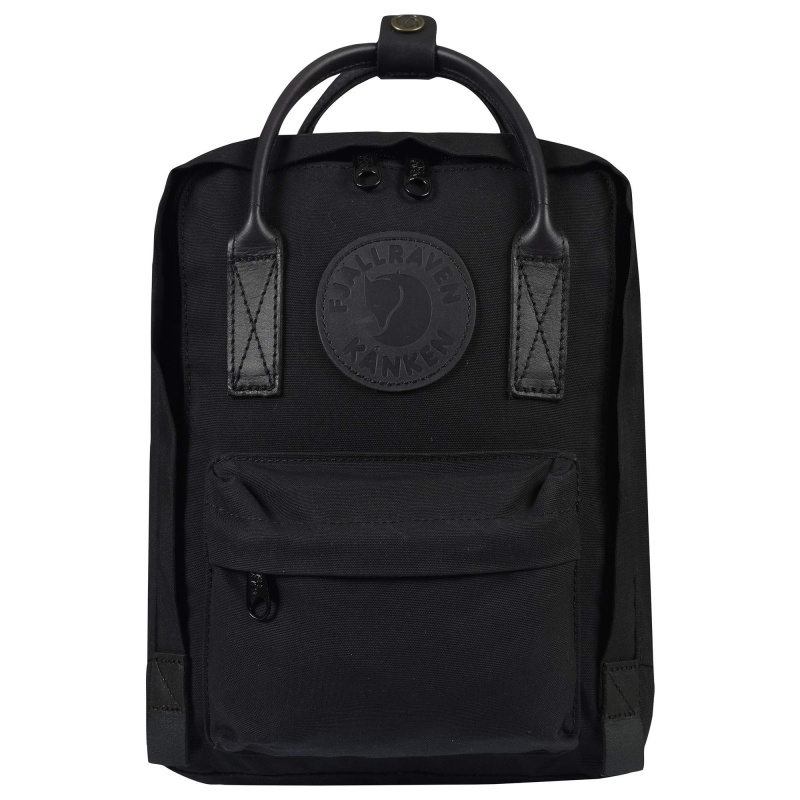 фото Рюкзак женский fjallraven 24261 черный fjallraven kanken