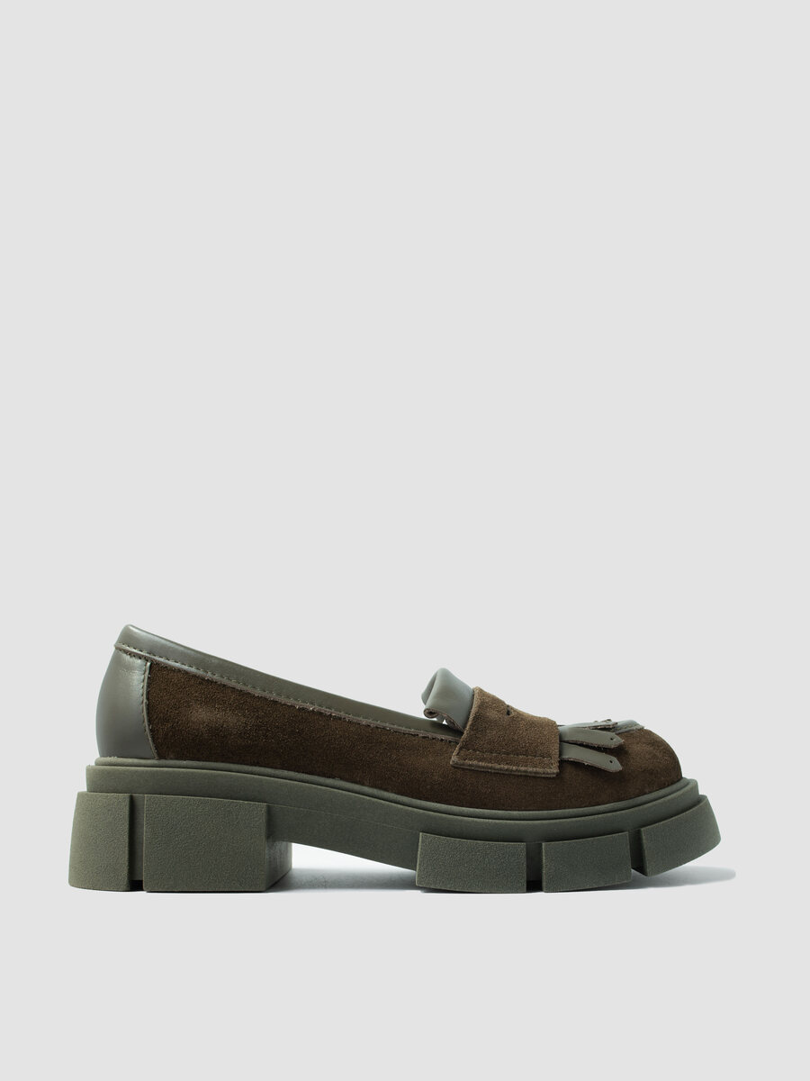 

Лоферы женские Reversal 50305-25 хаки 37 RU, 50305-25