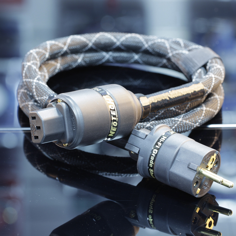 

Кабель силовой Schuko - IEC C13 Neotech NEP-3002 1.5m, NEP-3002 1.5m