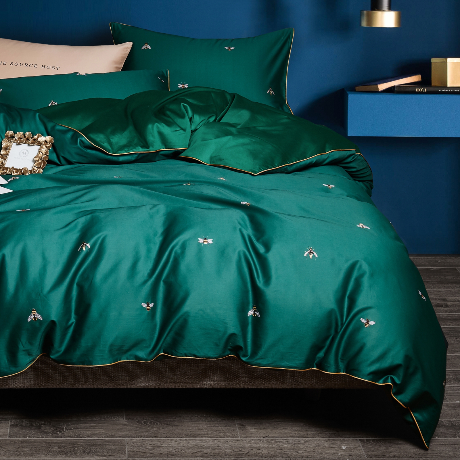 

Постельное белье Soft Box Sydney Евро, мако-сатин, простынь на резинке 160х200, CT-KPB