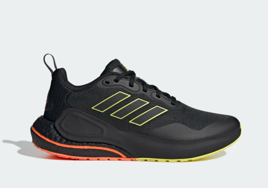 

Кроссовки мужские Adidas Alphalava черные 7 US, Черный, Alphalava