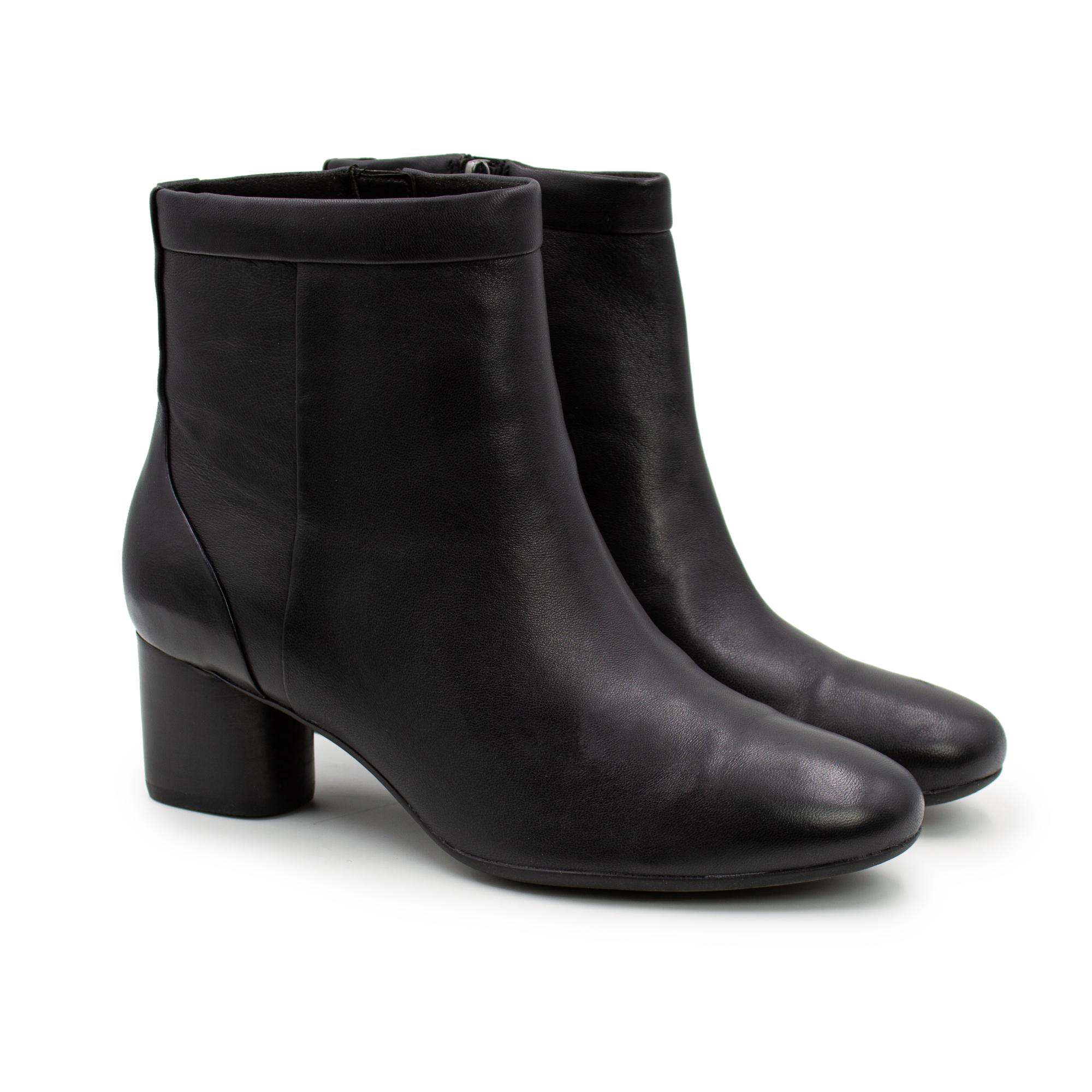 

Ботильоны женские Clarks черные 36 EU, Черный, Un Cosmo Up 26136983