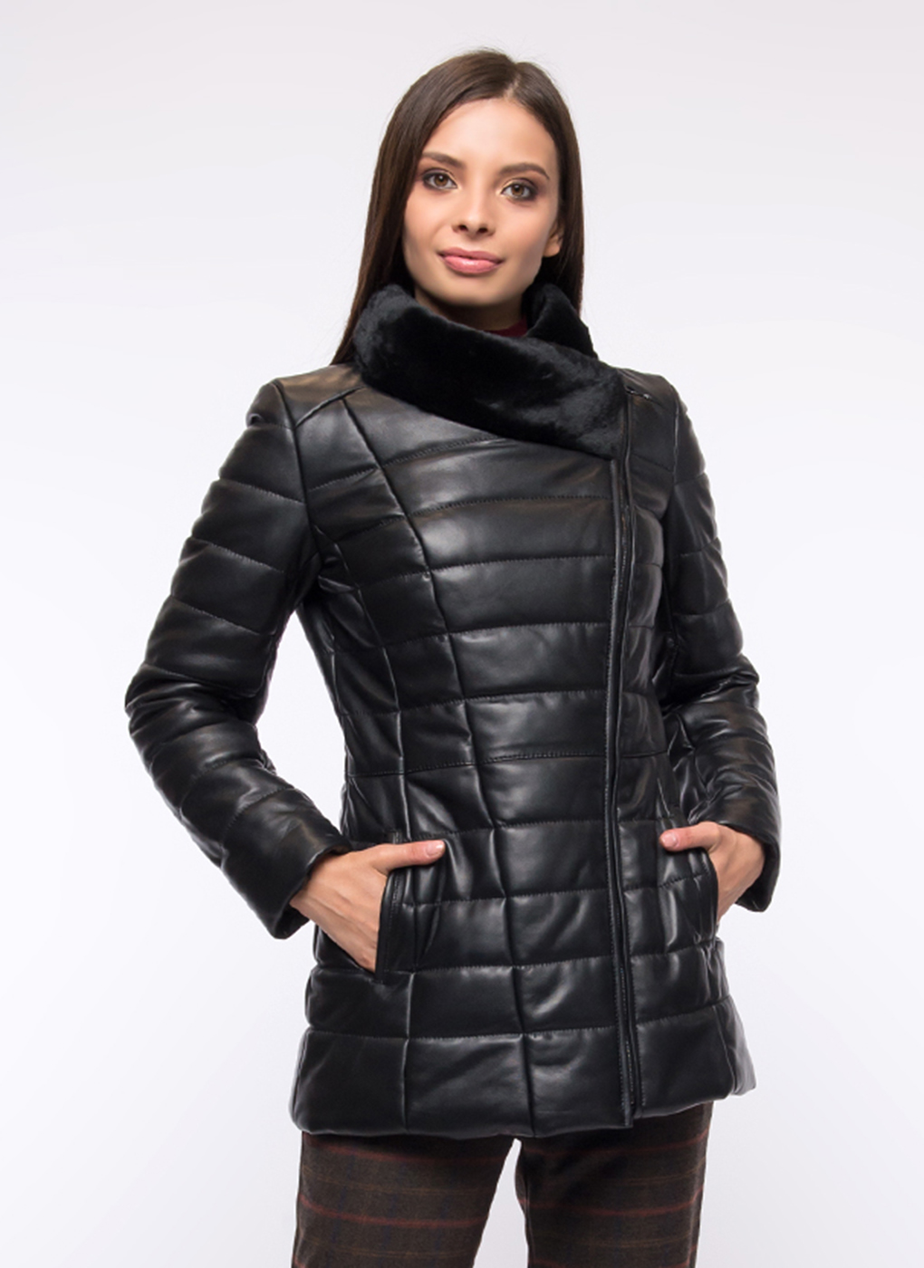 Кожаная куртка женская Imperiafabrik 1633679 черная 42 RU