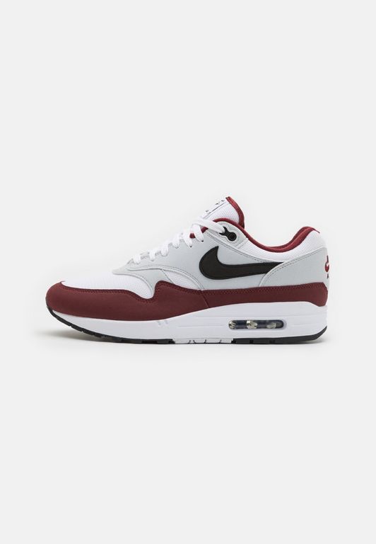 

Кроссовки мужские Nike NI112O0VZ белые 48.5 EU, Белый, NI112O0VZ