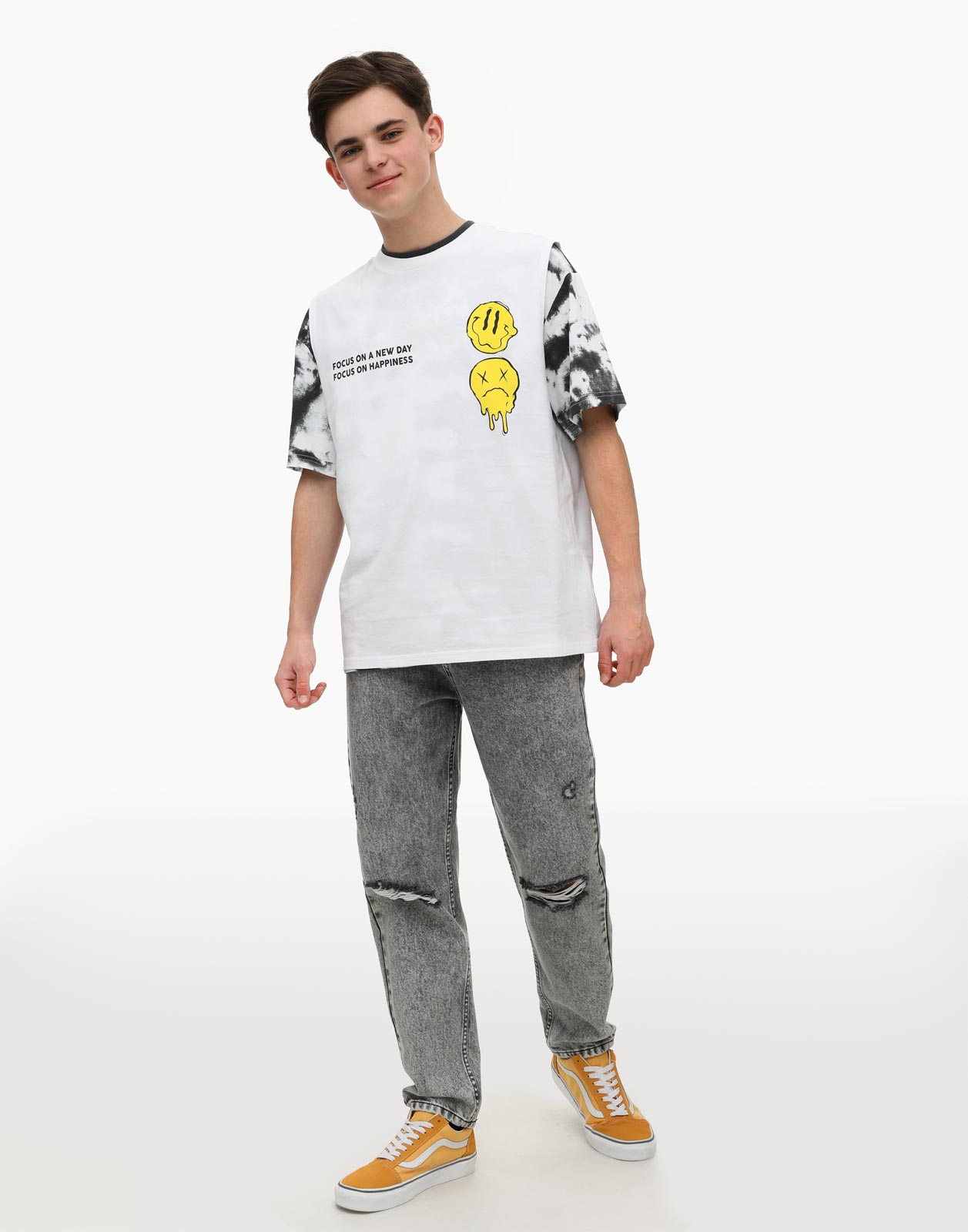 

Белая майка oversize с принтом для мальчика Gloria Jeans 8-10л/140, Белый, BTN002308