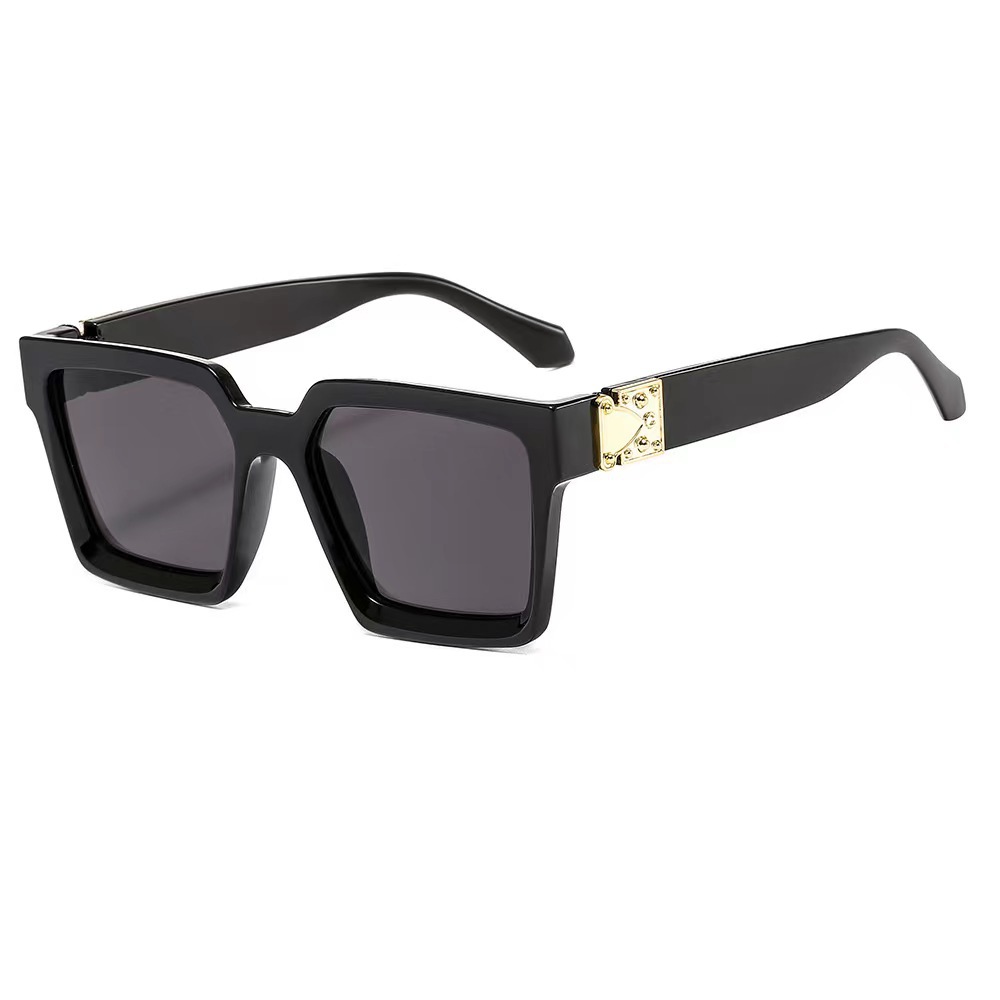 Солнцезащитные очки женские Camellia ретро черные