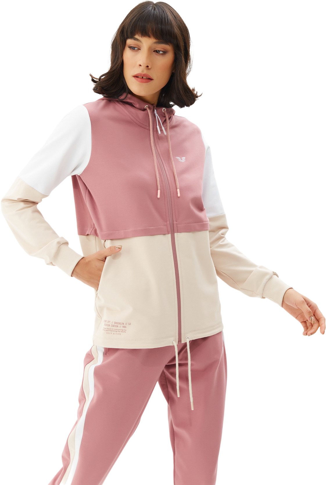 

Костюм женский Bilcee TB22WL01S0306-1-1502 розовый S, TB22WL01S0306-1-1502