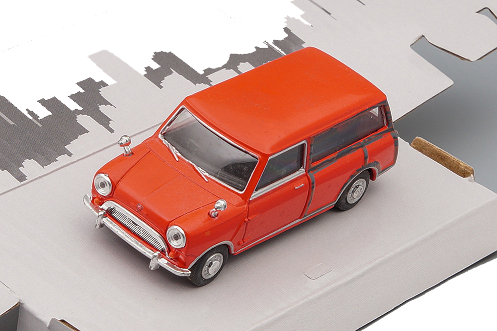 Модель коллекционная CARARAMA Mini travel van red