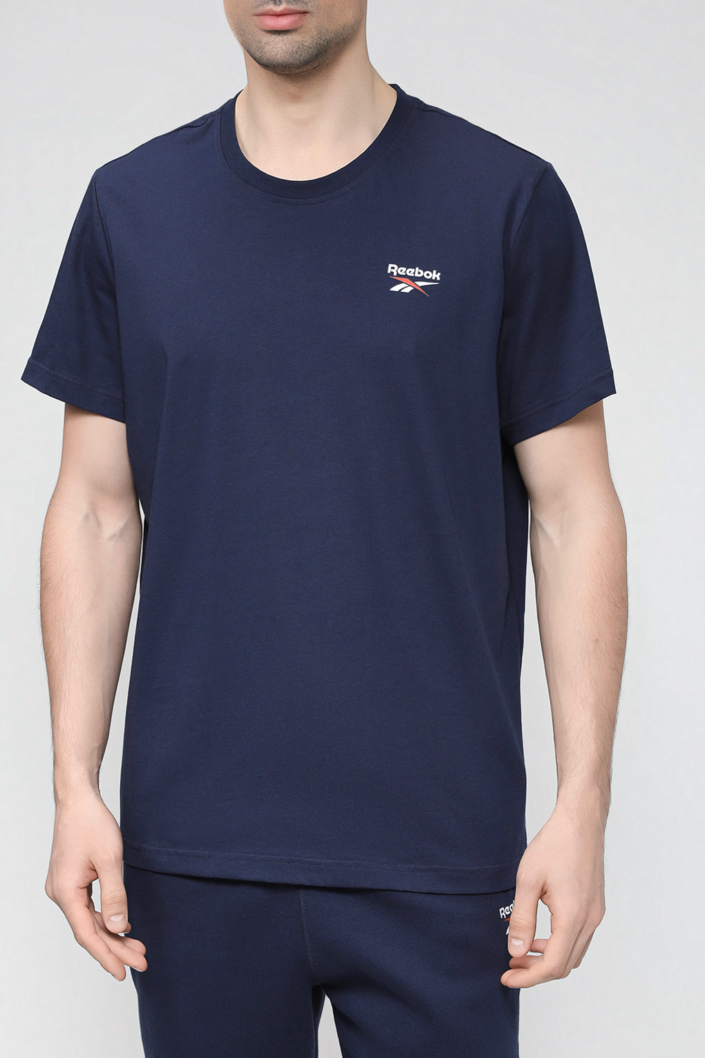 

Футболка мужская Reebok HZ8801 синяя L, Синий, HZ8801