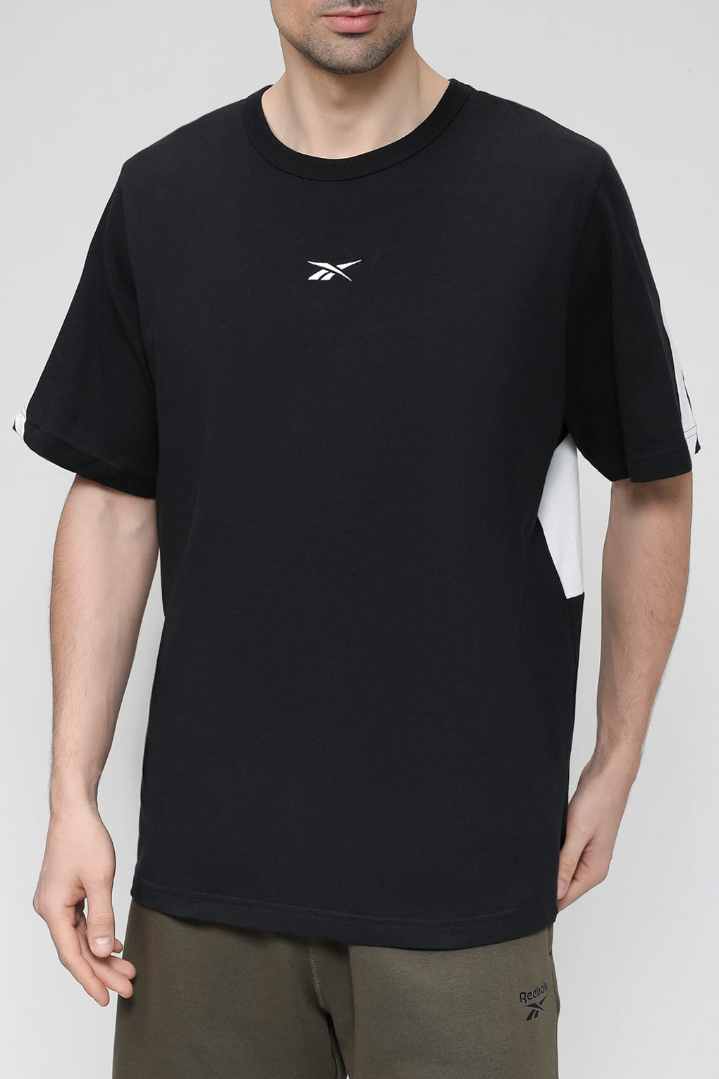 

Футболка мужская Reebok HY7101 черная XL, Черный, HY7101